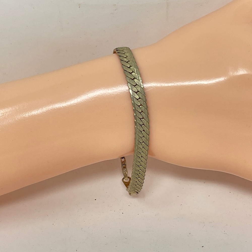 Vintage 14KGP Gold Plated Textured Herringbone Chain Bracelet 7.5 Inch